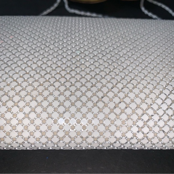 v i n t a g e :: Glam Metal Chain Mail Mesh Envelope Purse Clutch - Picture 10 of 13